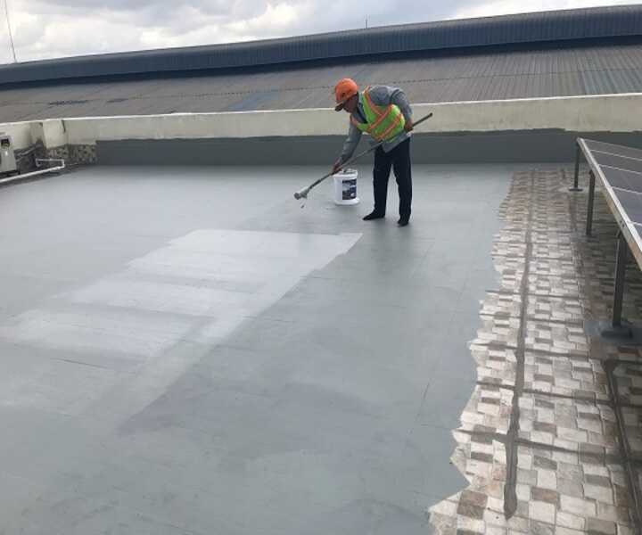 chong-nang-chong-tham-cho-san-thuong