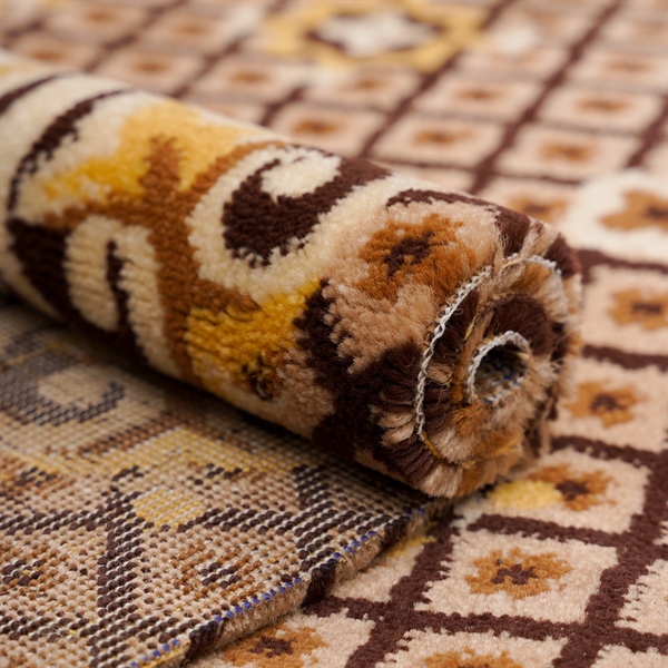 tham-cuon-hoa-van-chua-may-bien